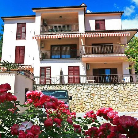 Apartments With A Parking Space Rabac, Labin - 7429 Exterior photo